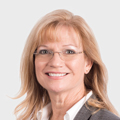 Suzanne square headshot
