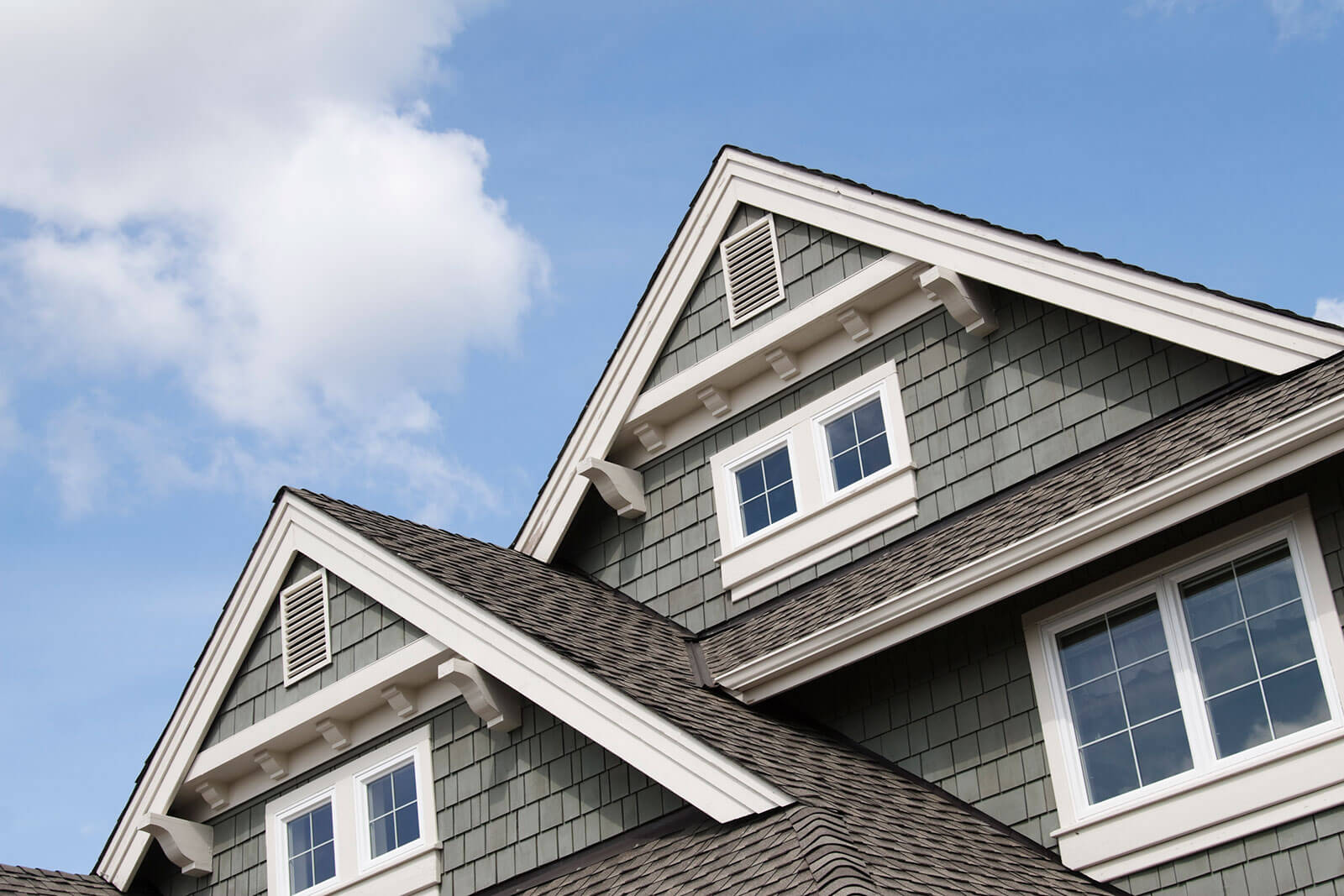 house and roof image